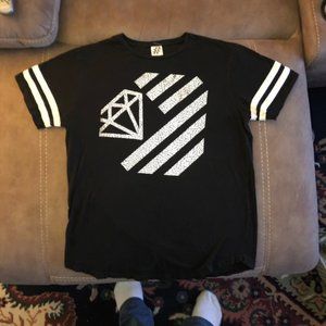 Take That Black White Graphic T-shirt